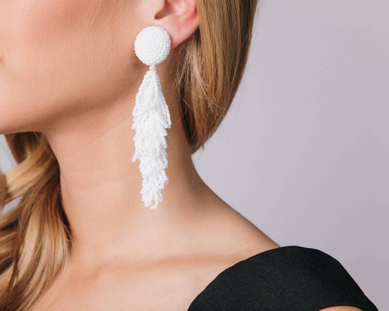 Lulu Perlen-Ohrclips - Perle. Sachin & Babi-stil. Quastenohrringe, Rocaillesperlenohrringe. Geschenk Für Freundin. Ohrringe Eine Hochzeit von SMorozJewelry