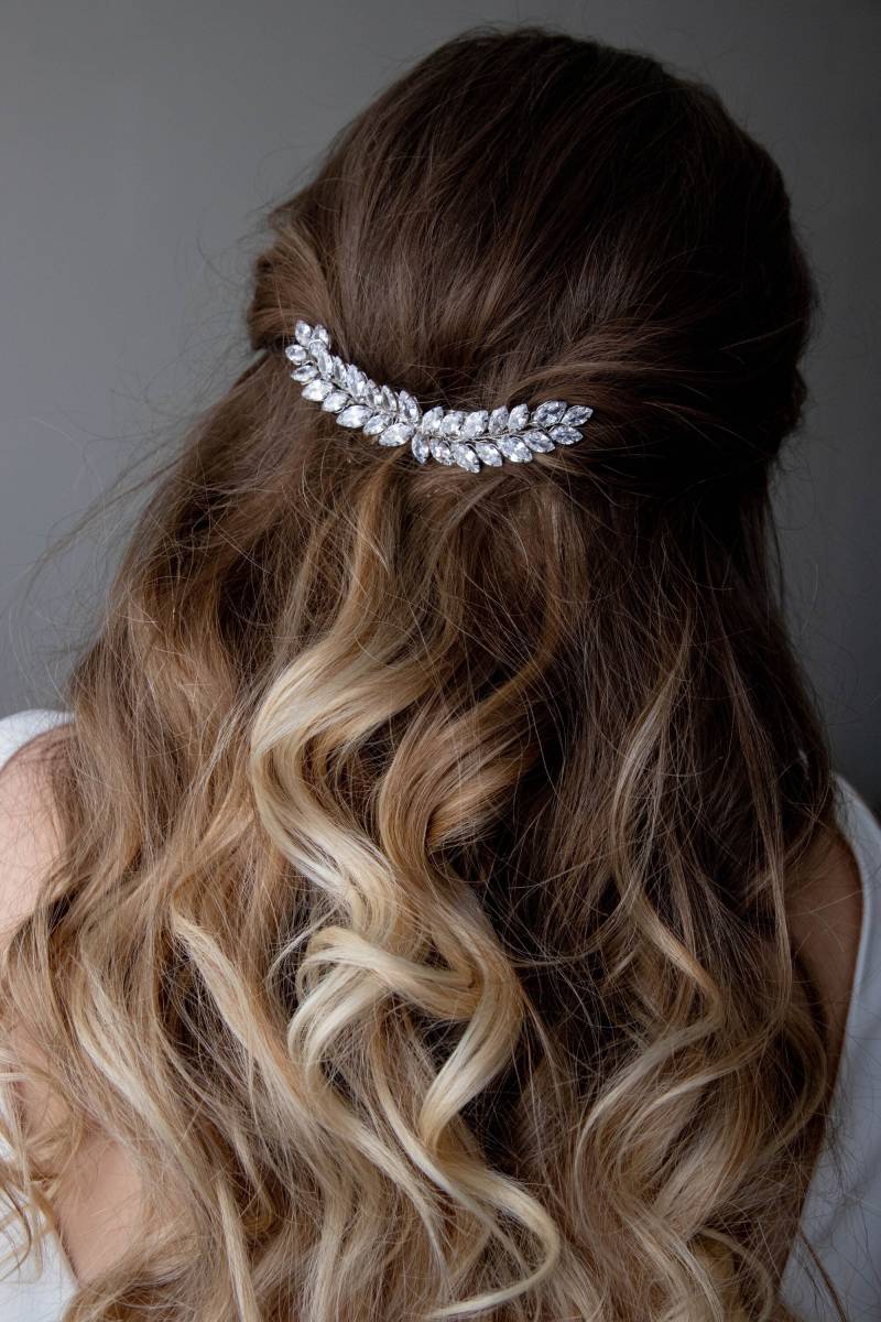 Braut Silber Kristall Haarkamm, Zirkon Kopfschmuck, Hochzeit Haar-Accessoire von SNDaccessoriesINC