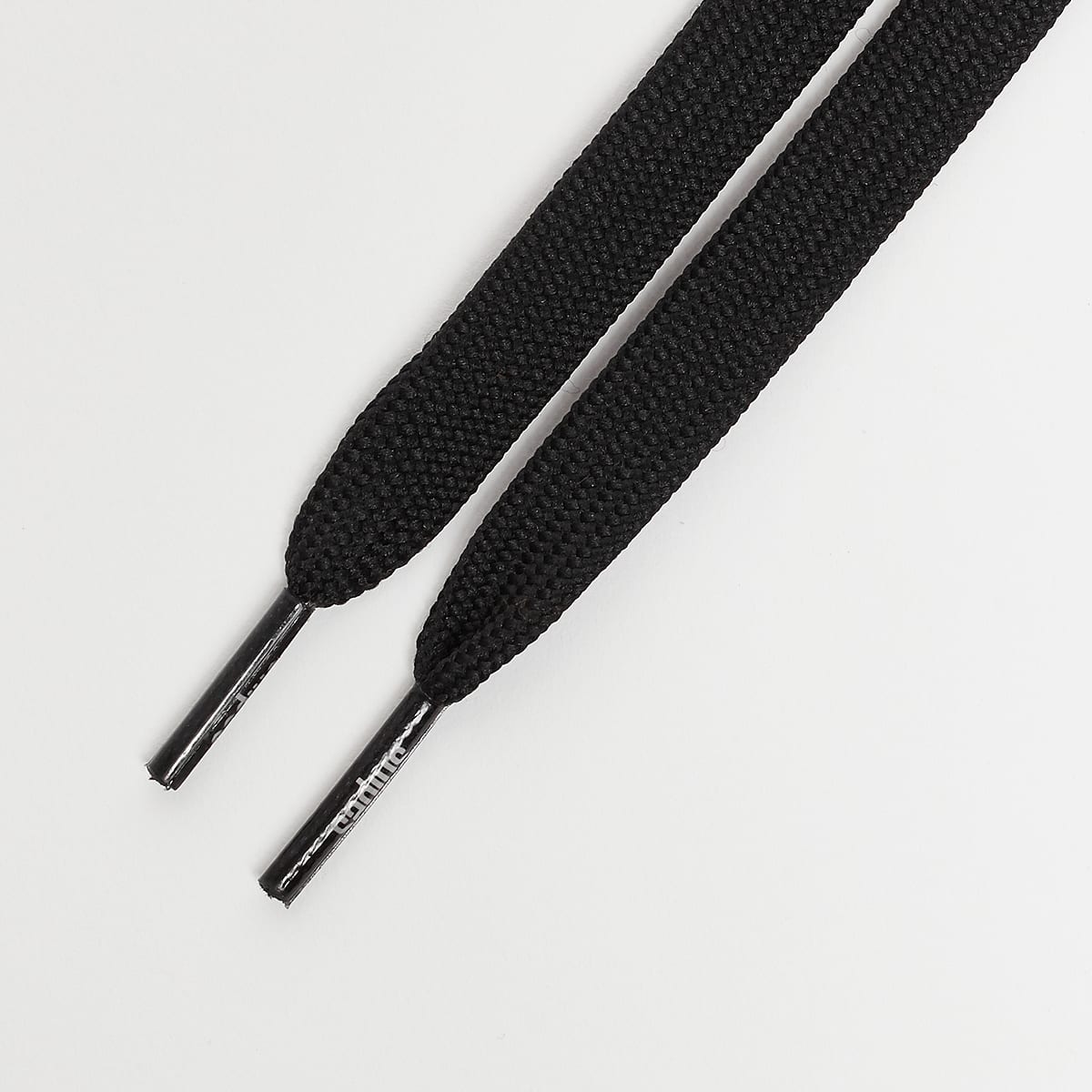 Basic Logo 140cm von SNIPES