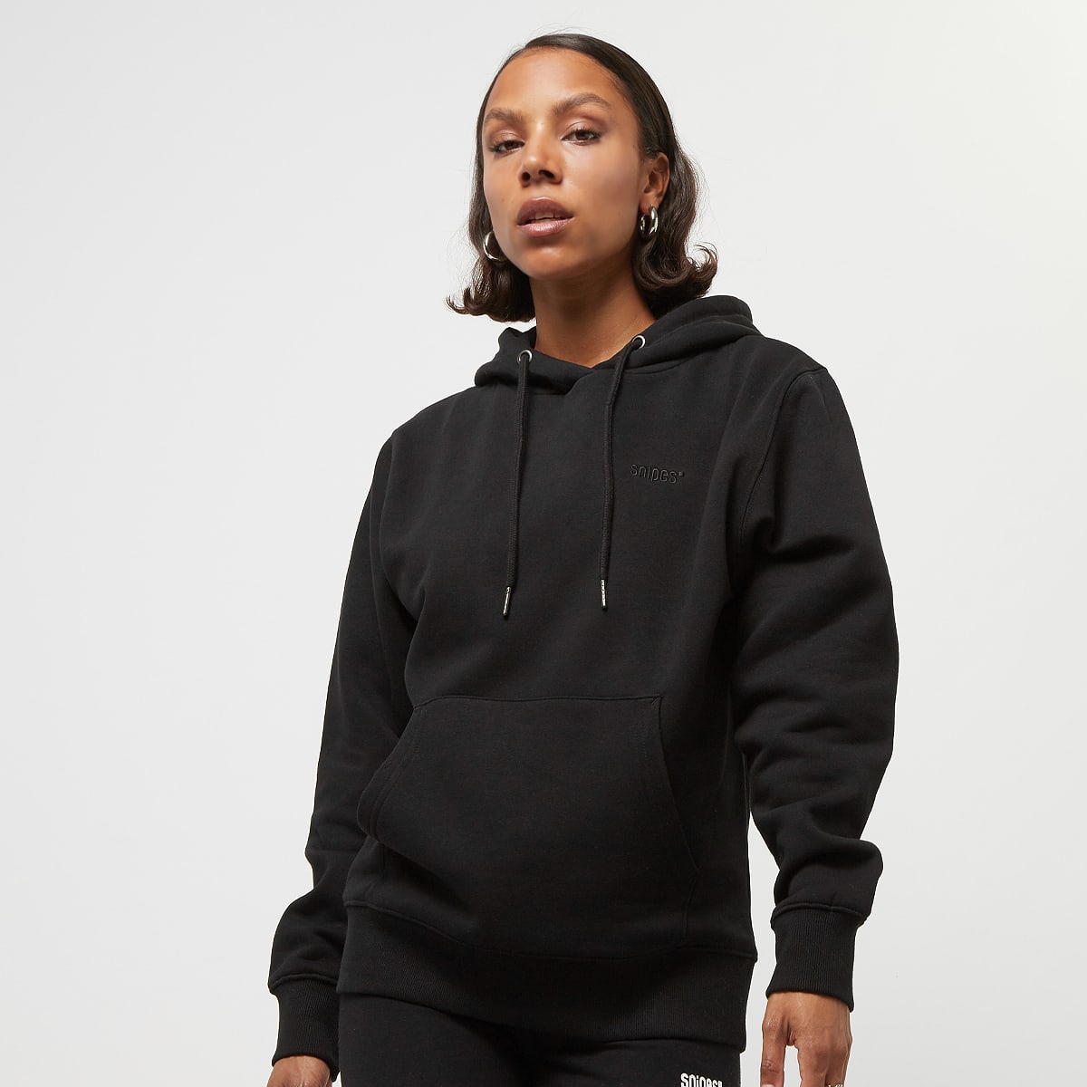 Small Logo Essential Hoodie von SNIPES