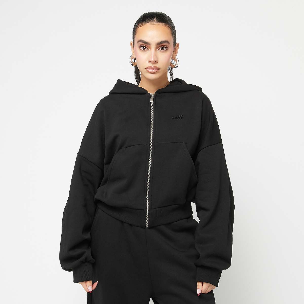 Small Logo Essential Oversized Zip Hoodie von SNIPES
