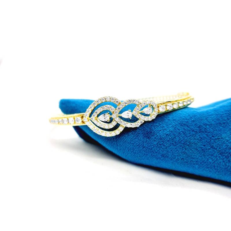 Designer Diamant Armband Für Frauen/Natürlicher Push Lock Hochzeitsschmuck Makelloser Luxus Schmuck von SNJjewelsStore