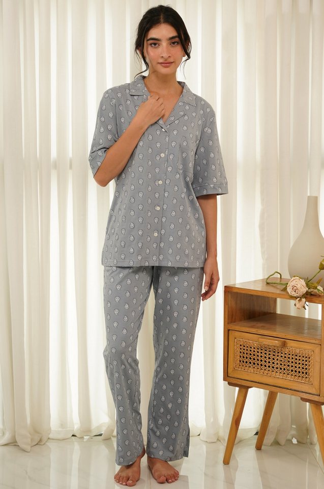 SNOOZE OFF Pyjama Damen Schlafanzug „Sky Paisley“ in Taubenblau mit Paisley-Muster Halbarm Hemd & lange Hose aus Baumwolle von SNOOZE OFF