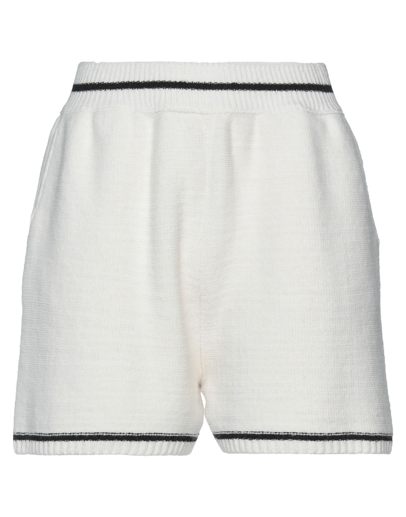 SOALLURE Shorts & Bermudashorts Damen Weiß von SOALLURE