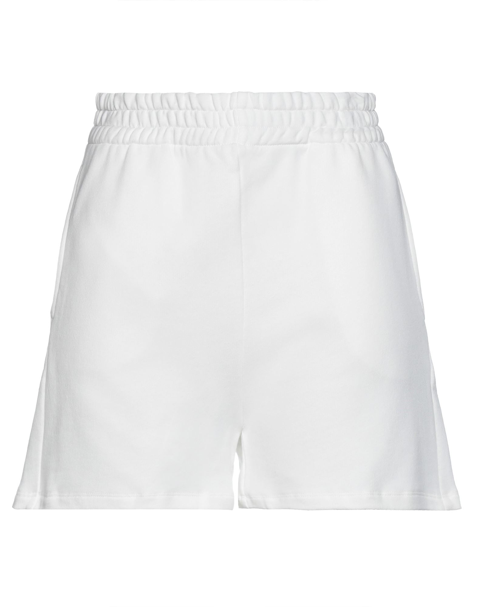 SOALLURE Shorts & Bermudashorts Damen Weiß von SOALLURE