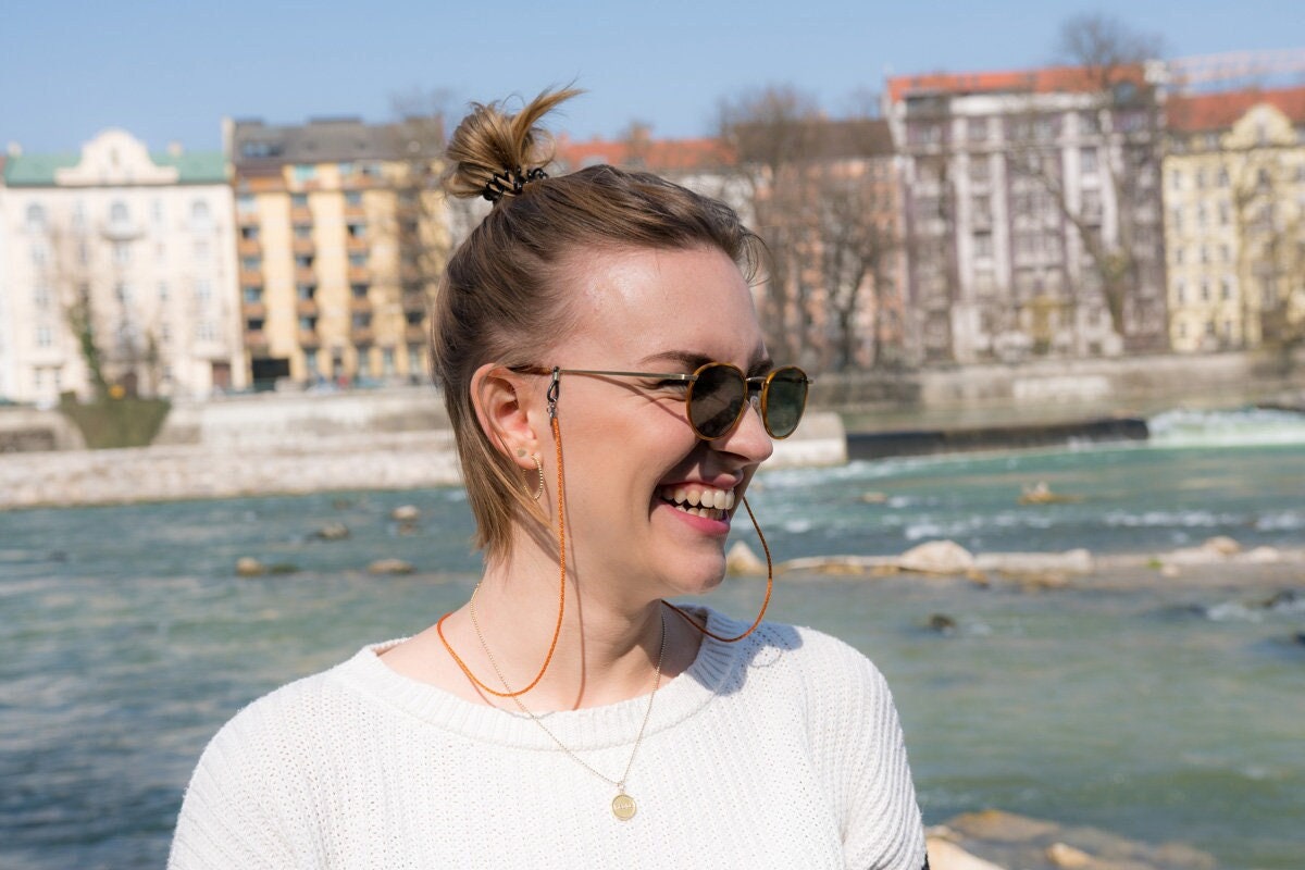 Oranges Brillenband Amber Soleash®, Handarbeit, Feine Brillenkette in 2mm, Gelb-Orange von SOLEASHcom