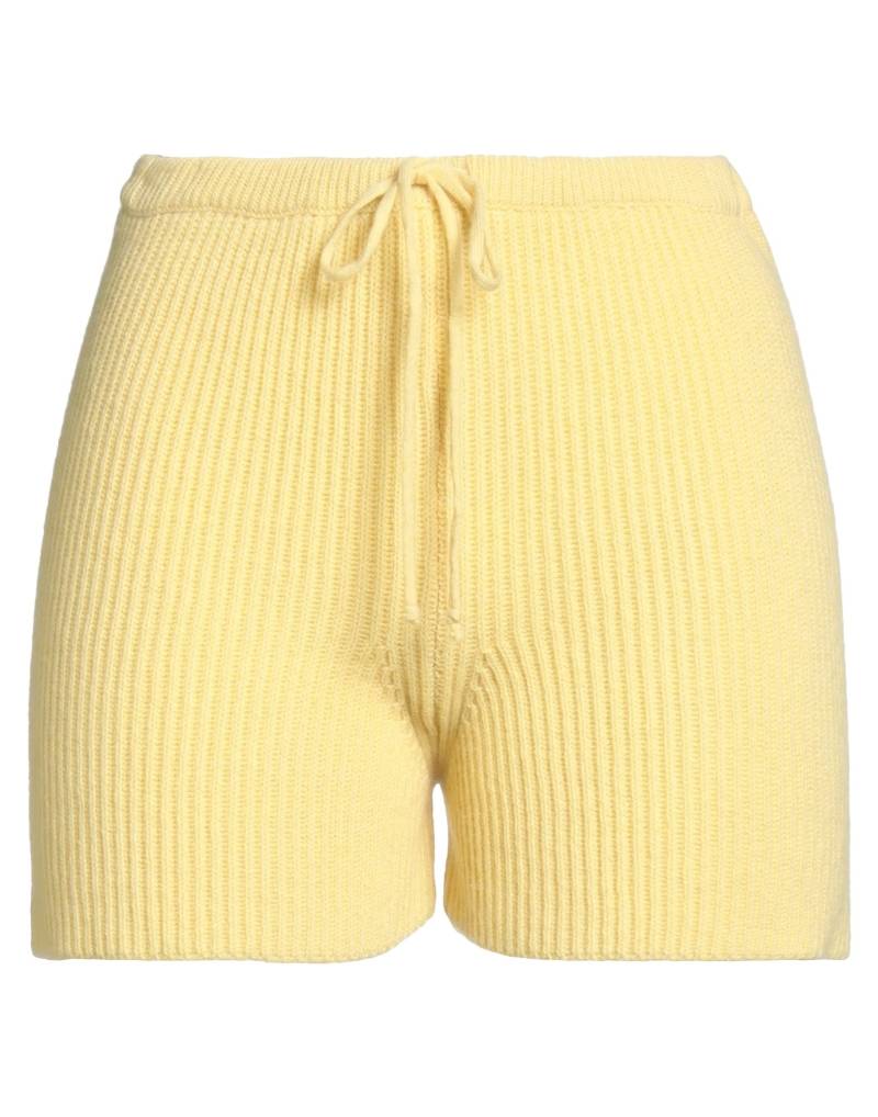 SOLOTRE Shorts & Bermudashorts Damen Gelb von SOLOTRE