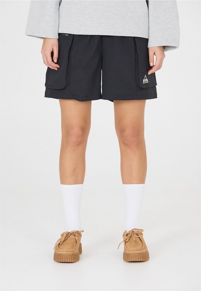 SOS Shorts Mayon im vielseitigen Cargo-Style von SOS