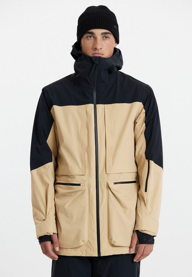 SOS Skijacke Straja mit wasserabweisenden Features von SOS