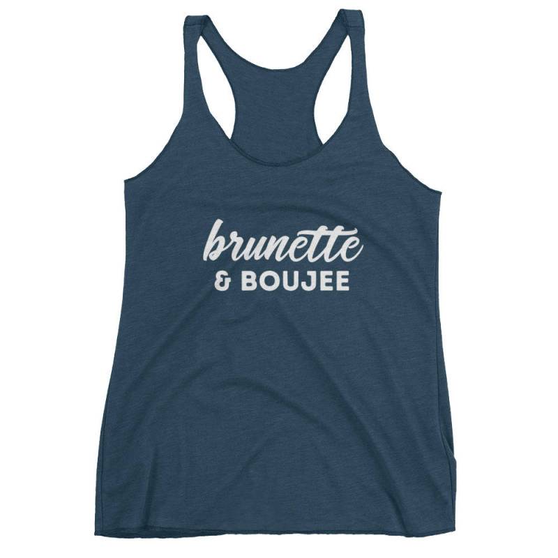Brünette & Boujee - Nächste Stufe Frauen Racerback Tank von SOTMSHIRTS