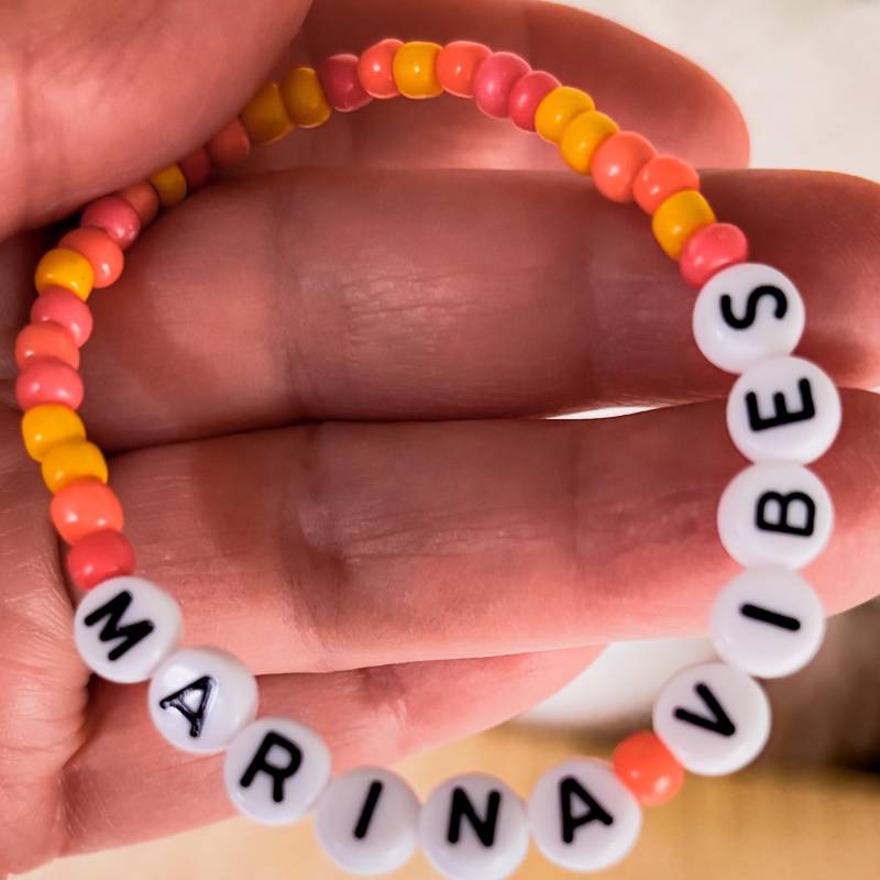 Vacation Club - Destination Perlenarmband Marina Vibes Verschiedene Farben von SOULPIECEde