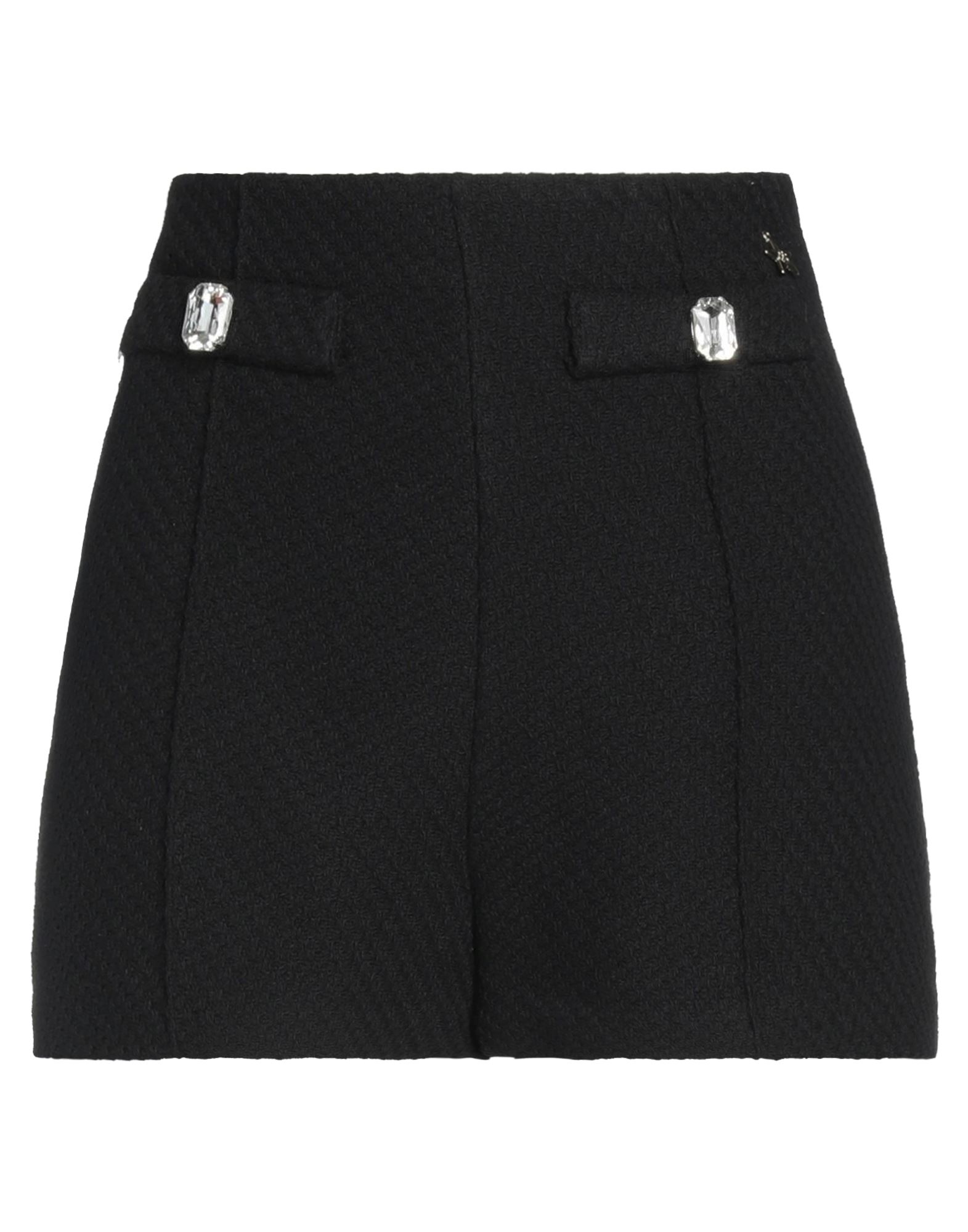 SOUVENIR Shorts & Bermudashorts Damen Schwarz von SOUVENIR