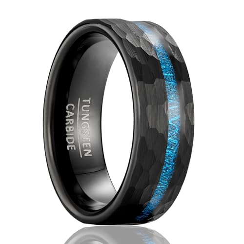 SOXEMAN Herren-Ehering aus Wolframkarbid mit Hammermuster (Breite 8 mm), eingelegt mit blauen Fasern, glatt, bequem, edel und elegant von SOXEMAN