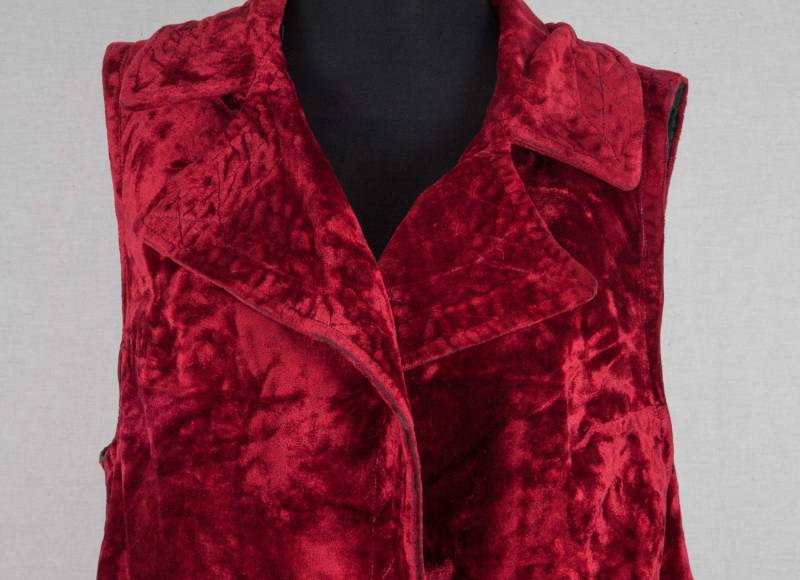 Seide-Samt-Weste Aus Usbekistan, Zentralasien. Kostenloser Versand Mit Ups von SOrugsandtextiles