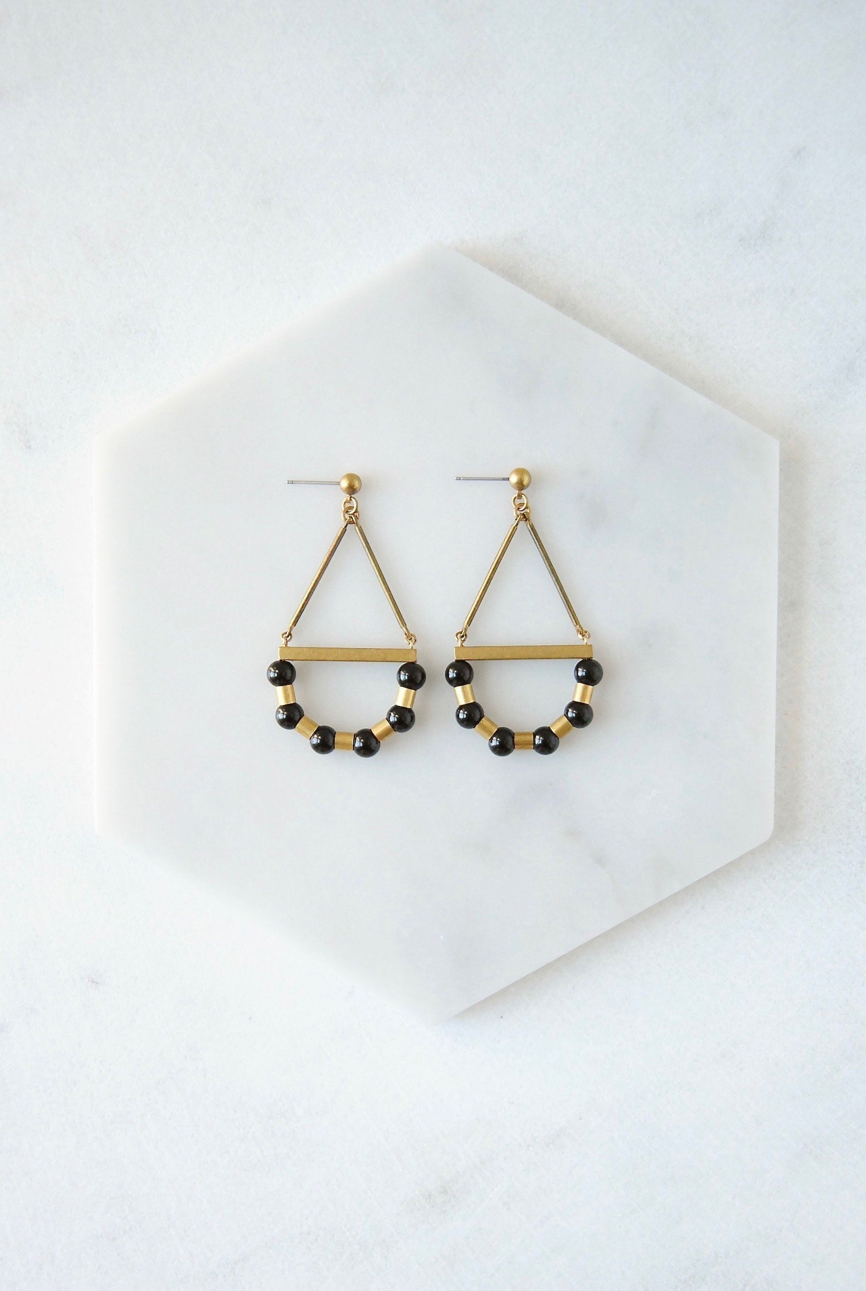 Art Deco Ohrringe | Moderner Minimaler Schmuck Schwarze Perlen Statement Für Damen Art Deco Ohrringe | Moderner Minimaler Schmuck Schwarze Perlen Statement Für Damen von SPARKLEFARM