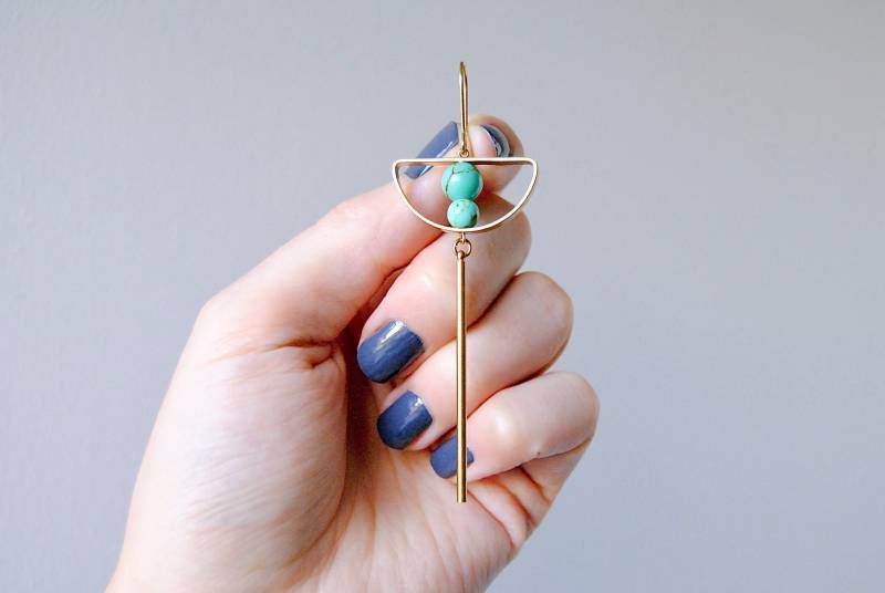 Lange Lineare Ohrringe | Minimal Mit Steinperlen Und Messing Handgemachtes Geschenk Für Frau von SPARKLEFARM