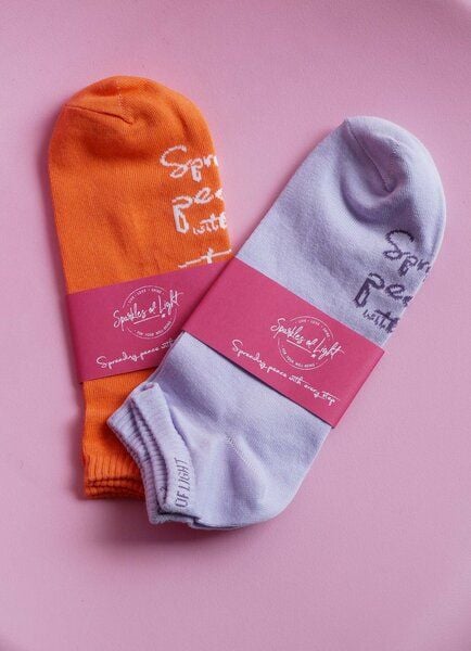 SPARKLES OF LIGHT SPREADING PEACE Unisex Sneakersocken Bundle von SPARKLES OF LIGHT