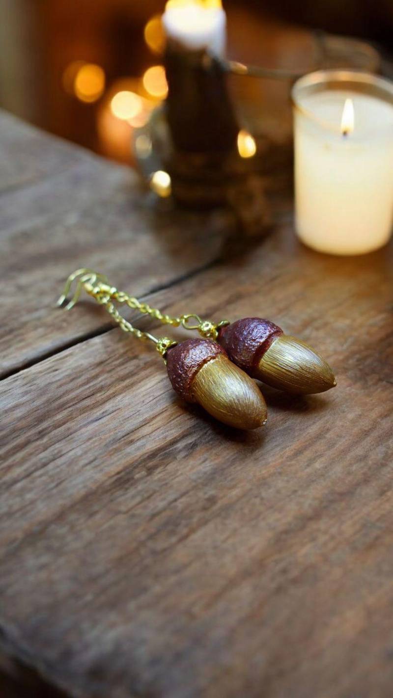 Ohrringe Goldene Eicheln-Eco Sytle-Vegan-Organic-Herbstschmuck -Schmuckdesign - Geschenk Der Natur von SPIRITOFGAIAJEWELRY