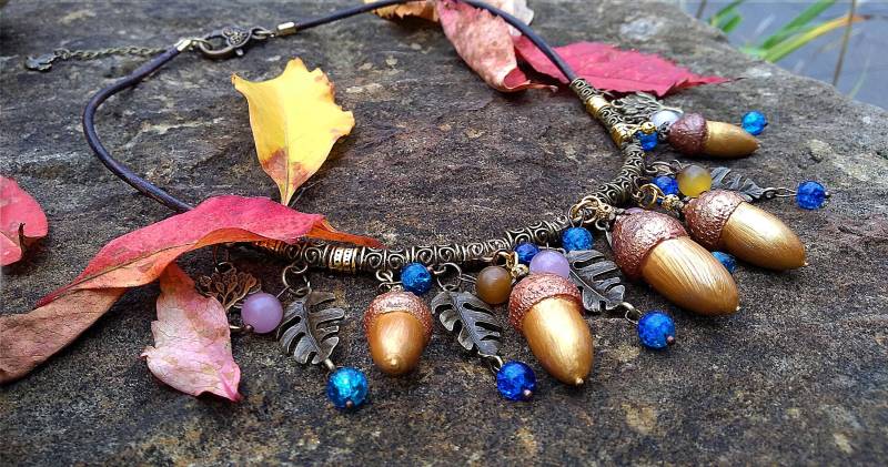 Schmuckset Halskette&ohrringe "Goldene Eichel"-Echte Eicheln-Eco Sytle-Vegan-Organic-Herbstschmuck -Schmuckdesign - Geschenk Der Natur von SPIRITOFGAIAJEWELRY