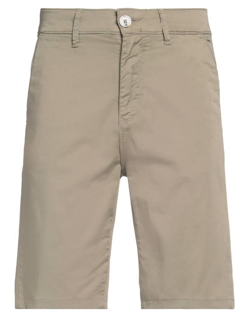 SEINSE Shorts & Bermudashorts Herren Salbeigrün von SEINSE