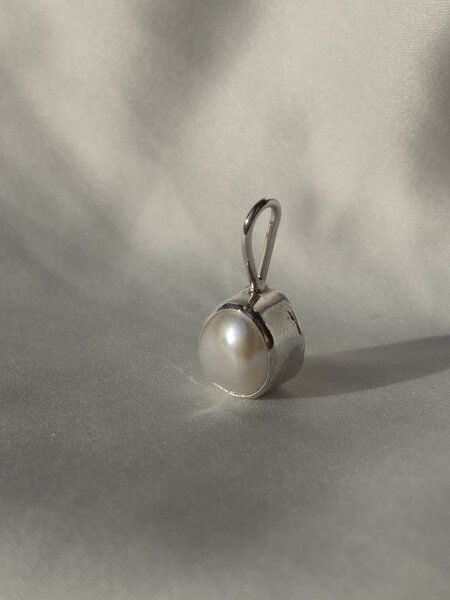 ST'ATOUR CLOUDY – Perlanhänger aus recyceltem Silber oder Gold von ST'ATOUR