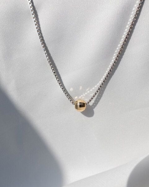 ST'ATOUR DIONA MAXI - Kette mit großer Discokugel von ST'ATOUR