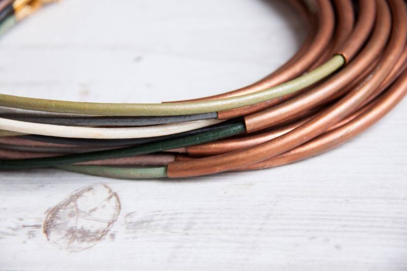 Geometrisch Kette Kurz Leder Kupfer Rohr Tube von STATEOFAJewellery