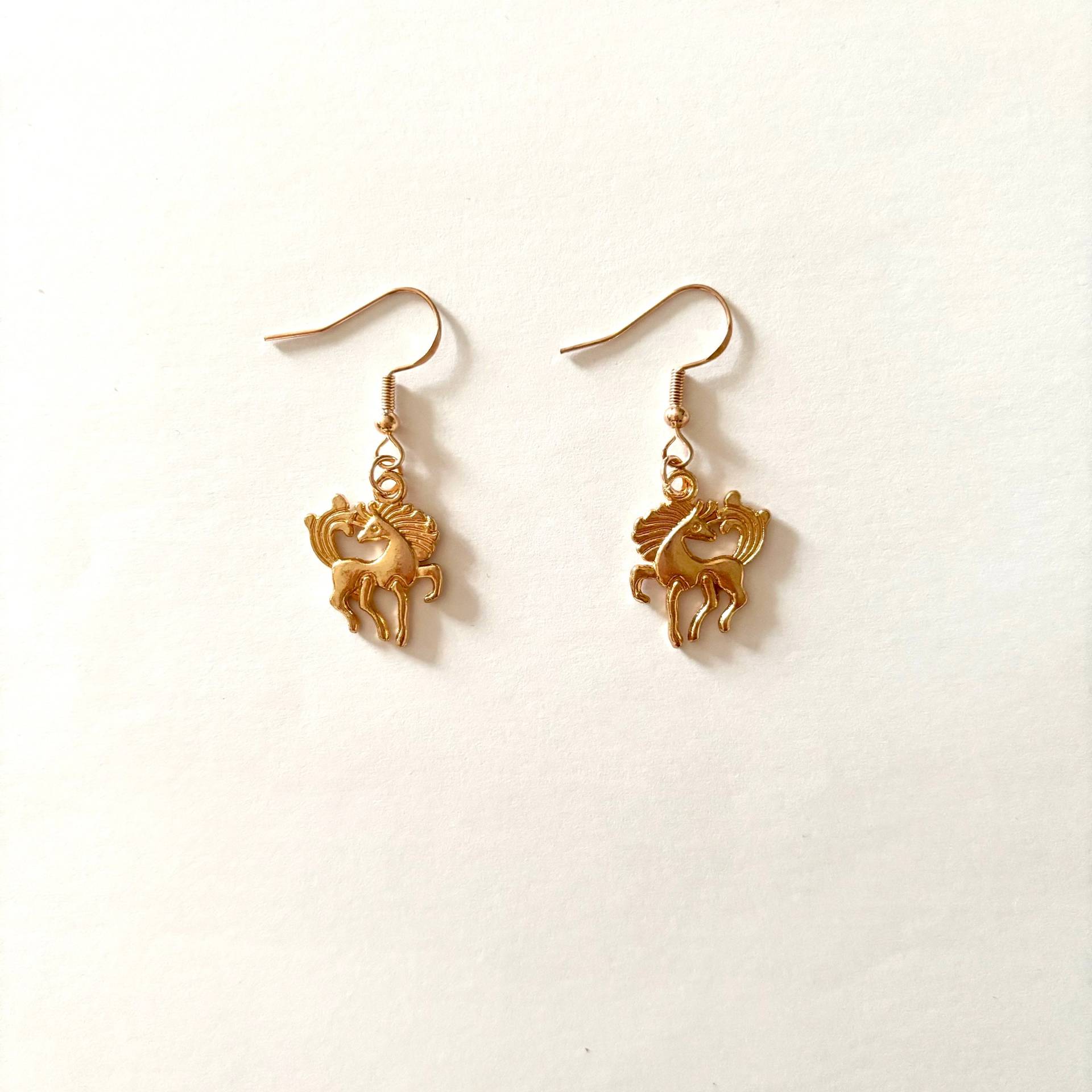 Kollektion Pferdemotiven Charm Ohrringe Kollektion Pferdemotiven Charm Ohrringe von STAYwhatever
