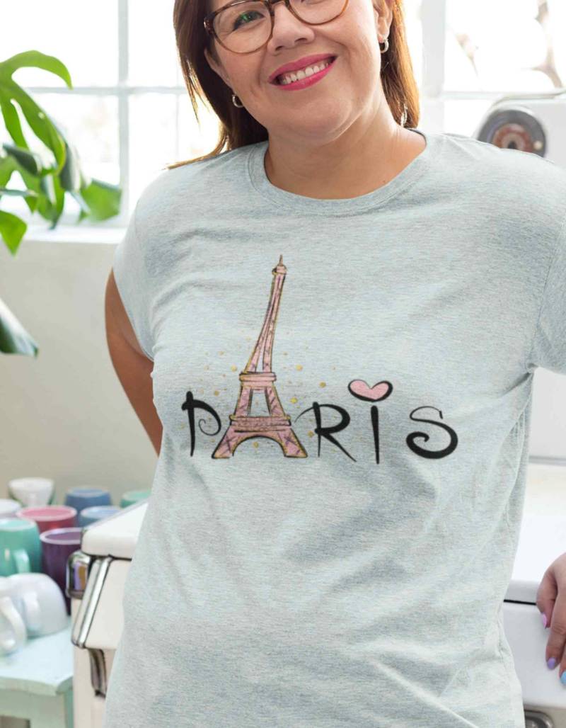 Paris Shirt I Love | Damen T-Shirt in Hellblau Gesprengelt Geschenk Für Sie Für Meine Freundin Die Reise Zum Eiffelturm von STEPHANIEARTLaden