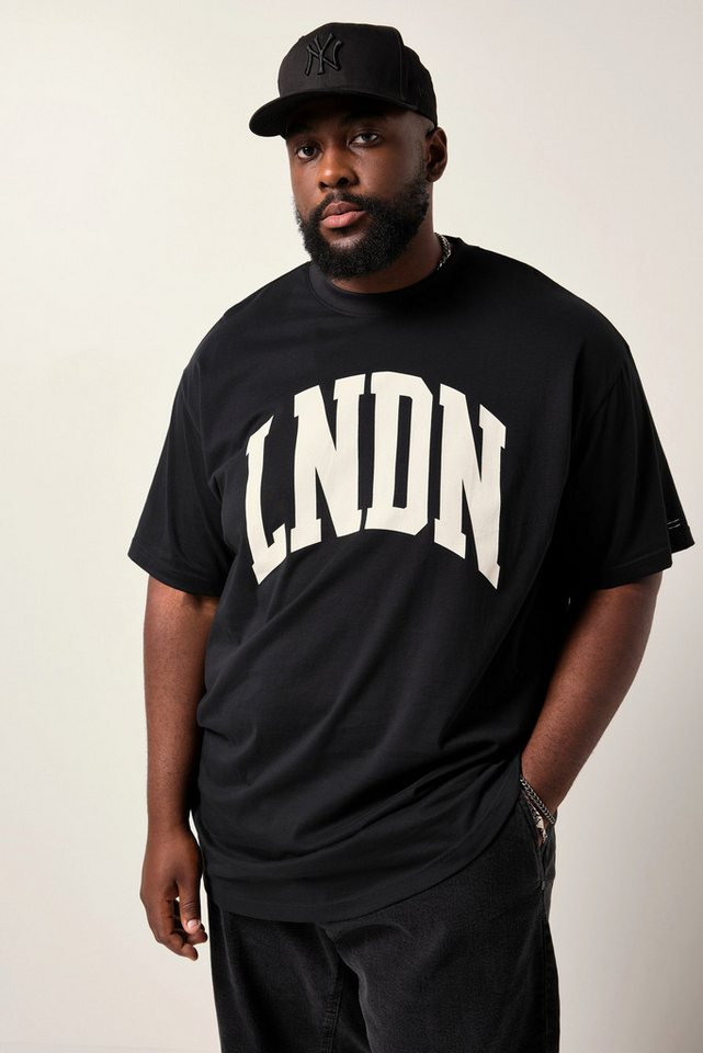 STHUGE T-Shirt STHUGE T-Shirt Halbarm oversized Brustprint von STHUGE