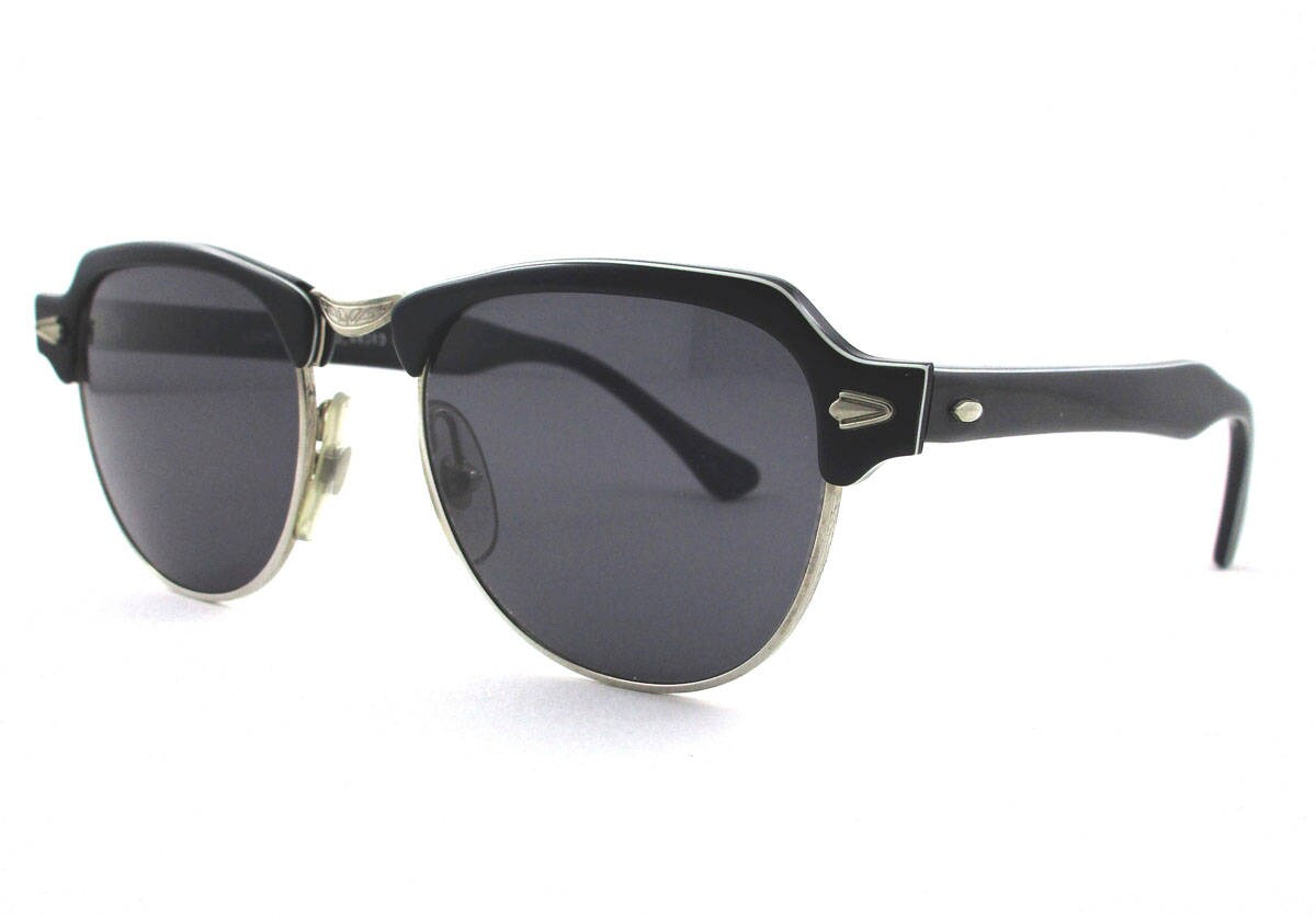 Vintage Sonnenbrille Lookers Von Polaroid Mod. 8768 von STILOTTICAITALIANA