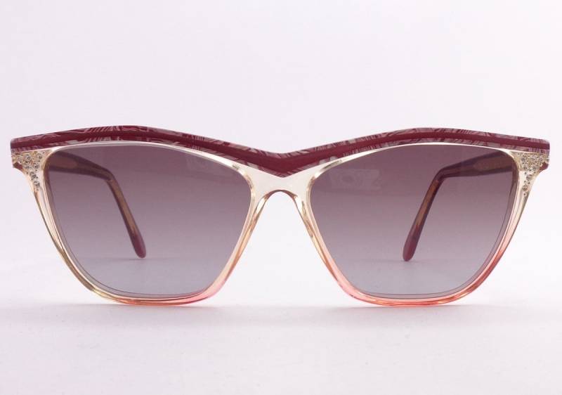 Yves Saint Laurent Hyrtios 416 Vintage Sonnenbrille Katzenauge Made in France Yves Saint Laurent Hyrtios 416 Vintage Sonnenbrille Katzenauge Made in France von STILOTTICAITALIANA