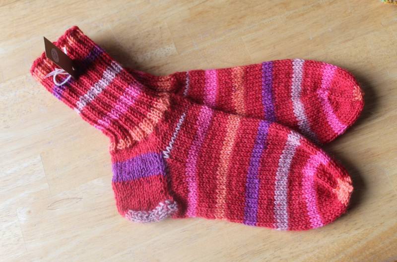 Wollsocken Gr. 37 Handgestrickte Socken Warme Stricksocken Wollsocken Gr. 37 Handgestrickte Socken Warme Stricksocken von STOFFLAGERVERKAUF