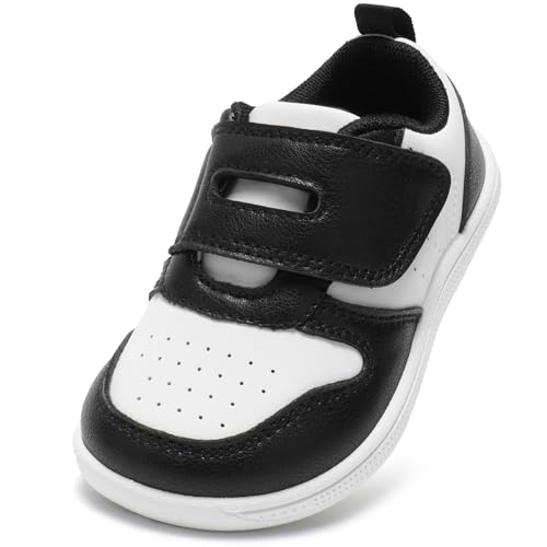 STQ KIDS Barfußschuhe Kinder Jungen Lauflernschuhe Breiter Sportschuhe Atmungsaktive Turnschuhe rutschfeste Tennisschuhe Flexible Laufschuhe Schwarz Weiß 26 EU Weit von STQ KIDS