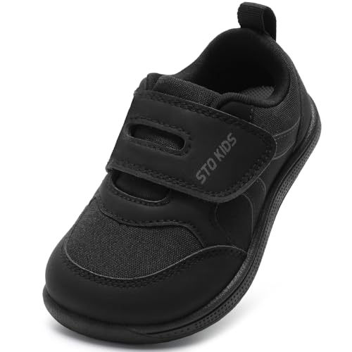 STQ KIDS Kinderschuhe Jungen Schulschuhe Breite Barfussschuhe Kinder rutschfest Kleinkind Hausschuhe Junge Turnschuhe Komfort Lauflernschuhe Leicht Sneaker Ganz Schwarz 23 EU / T6 von STQ KIDS