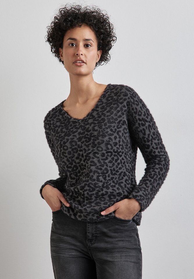 STREET ONE Langarmshirt mit V-Ausschnitt von STREET ONE