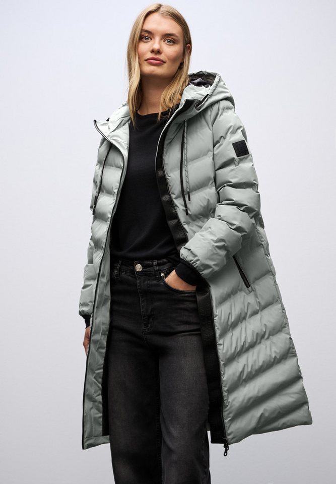 STREET ONE Steppjacke mit Kapuze und geklebten Nähten STREET ONE Steppjacke mit Kapuze und geklebten Nähten von STREET ONE