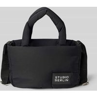 STUDIO BERLIN Handtasche mit Label-Badge Modell 'MITTE' in Black, Größe 1 von STUDIO BERLIN