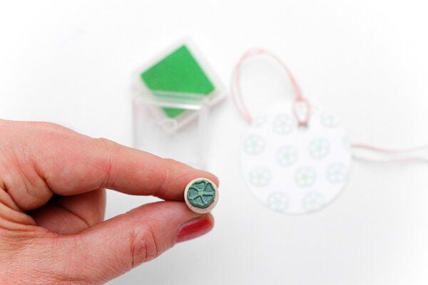 STUDIO KARAMELO MINI-STEMPEL, verschiedene Blüten von STUDIO KARAMELO