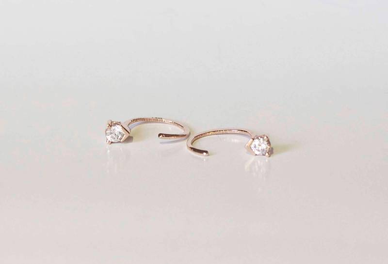 Offene Creolen/14K Gold Ohrringe Stud Hugging Hug von STUDIORAINJEWELRY