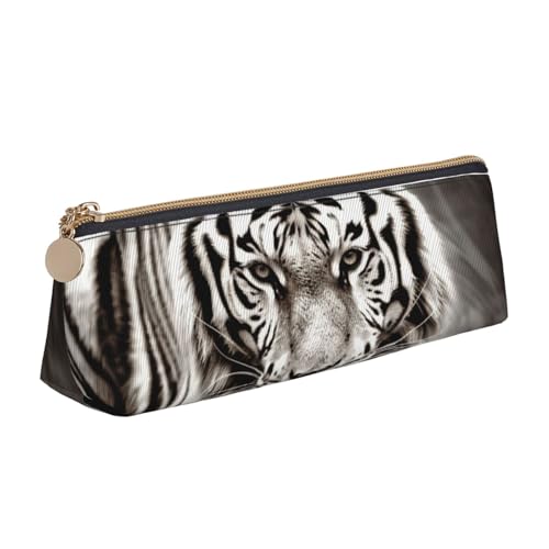 STVYUKL Federmäppchen mit Tiger-Motiv, stilvolles Federmäppchen, schlankes Federmäppchen mit Reißverschluss, Leder-Kosmetik-/Make-up-Tasche für Arbeit und Büro STVYUKL Federmäppchen mit Tiger-Motiv, stilvolles Federmäppchen, schlankes Federmäppchen mit Reißverschluss, Leder-Kosmetik-/Make-up-Tasche für Arbeit und Büro von STVYUKL