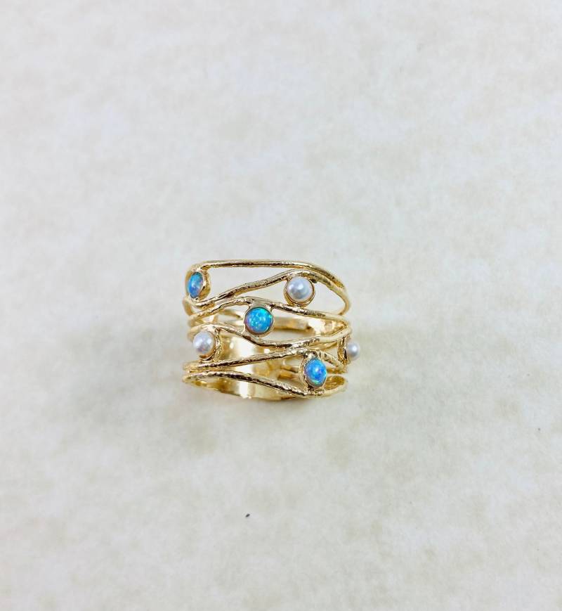 Gold Opal Perlen Ring. Goldring. Breiter Schmuck. Geschenk Z von STarLighTstudiO3
