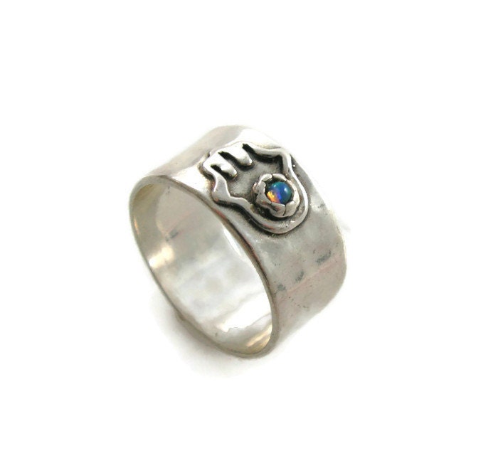 Opalring Aus Sterlingsilber. Breiter Ring. Boho-Opal-Ring. Hamsa-Opal-Ring. Silberner Hamsa-Ring. Geburtstagsgeschenk, Opalschmuck. Handglücksring von STarLighTstudiO3