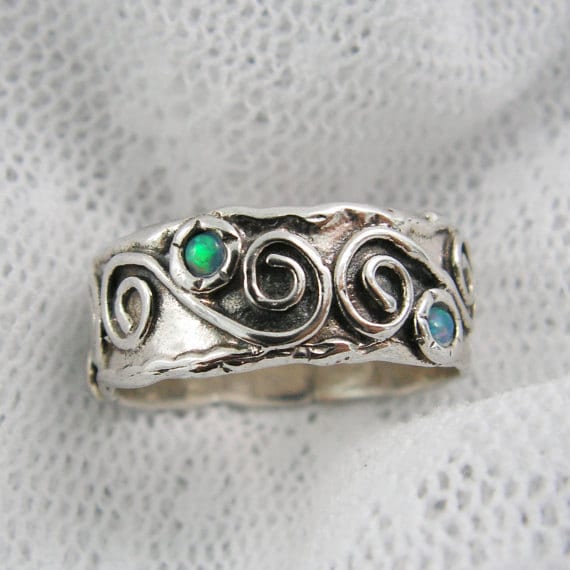 sterling Silber Opal Ring. Ring Aus Reinem 925. Spiral Breiter Silberring. | Sr-9577-524 Opalschmuck von STarLighTstudiO3