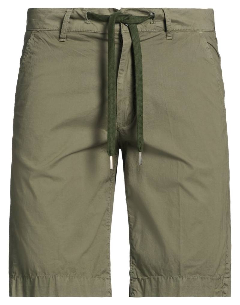 SUNS BOARDS Shorts & Bermudashorts Herren Dunkelgrün von SUNS BOARDS