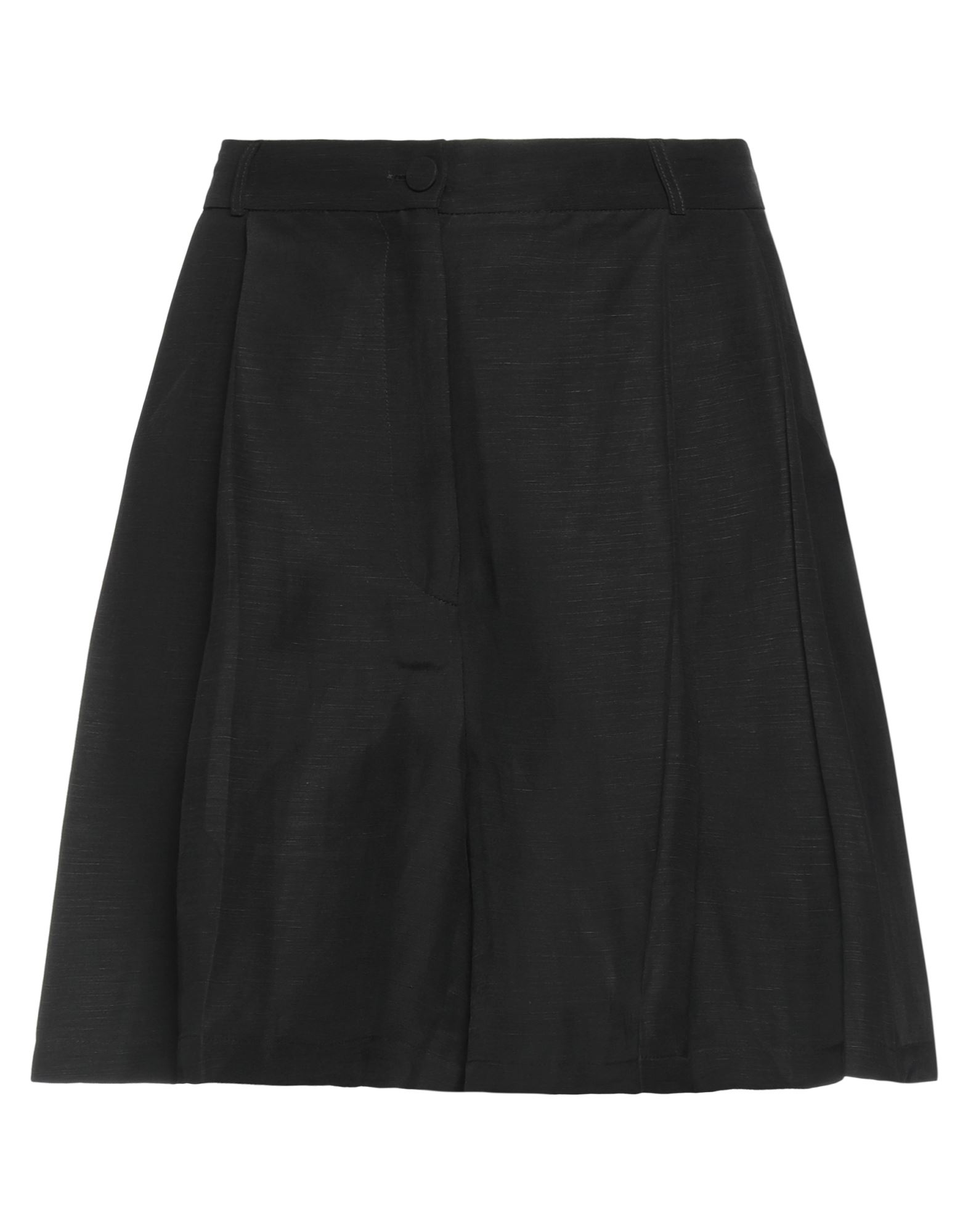 SUOLI Shorts & Bermudashorts Damen Schwarz von SUOLI