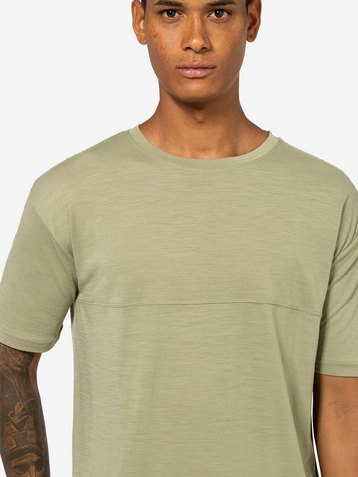 SUPER.NATURAL T-Shirt Herren, Merino OVERSIZED weiter Schnitt, atmungsaktiv von SUPER.NATURAL