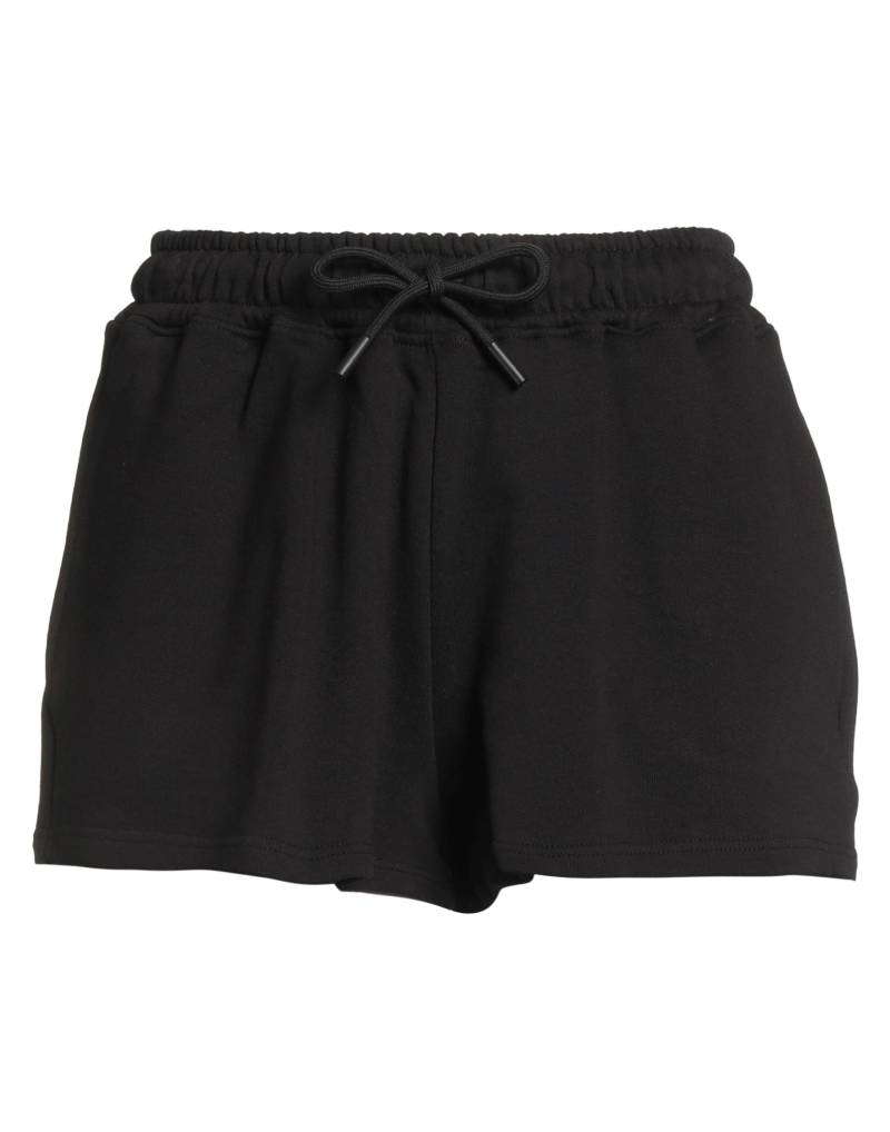 SUPERCULTURE CLOTHING Shorts & Bermudashorts Damen Schwarz von SUPERCULTURE CLOTHING