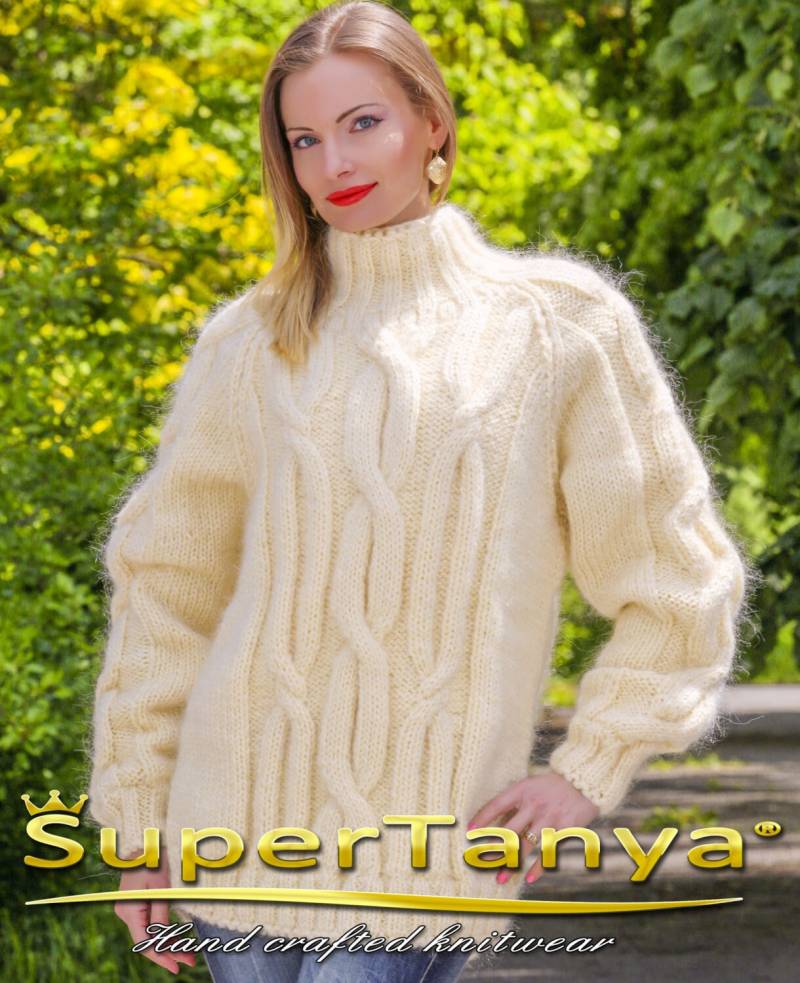 Handgemachte Mohair Pullover in Elfenbein Von Supertanya - M L Größe von SUPERTANYA