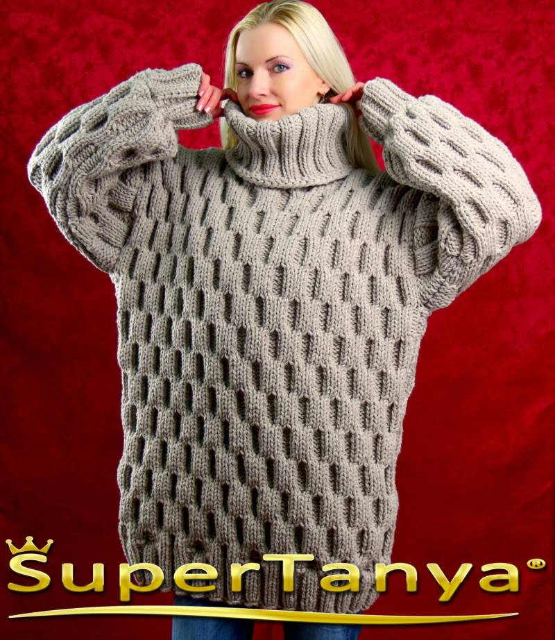 Handgestrickt Mega Wool Merino Pullover Von Supertanya von SUPERTANYA